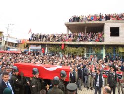 Kahramanmaraş şehidini uğurladı